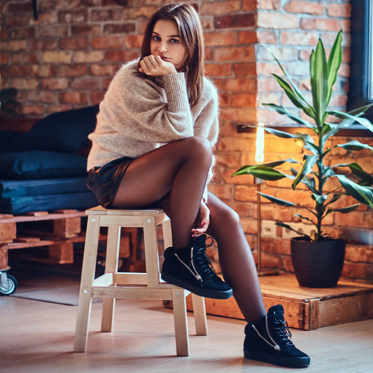 Women's fleece-lined thermal sheer pantyhose in black